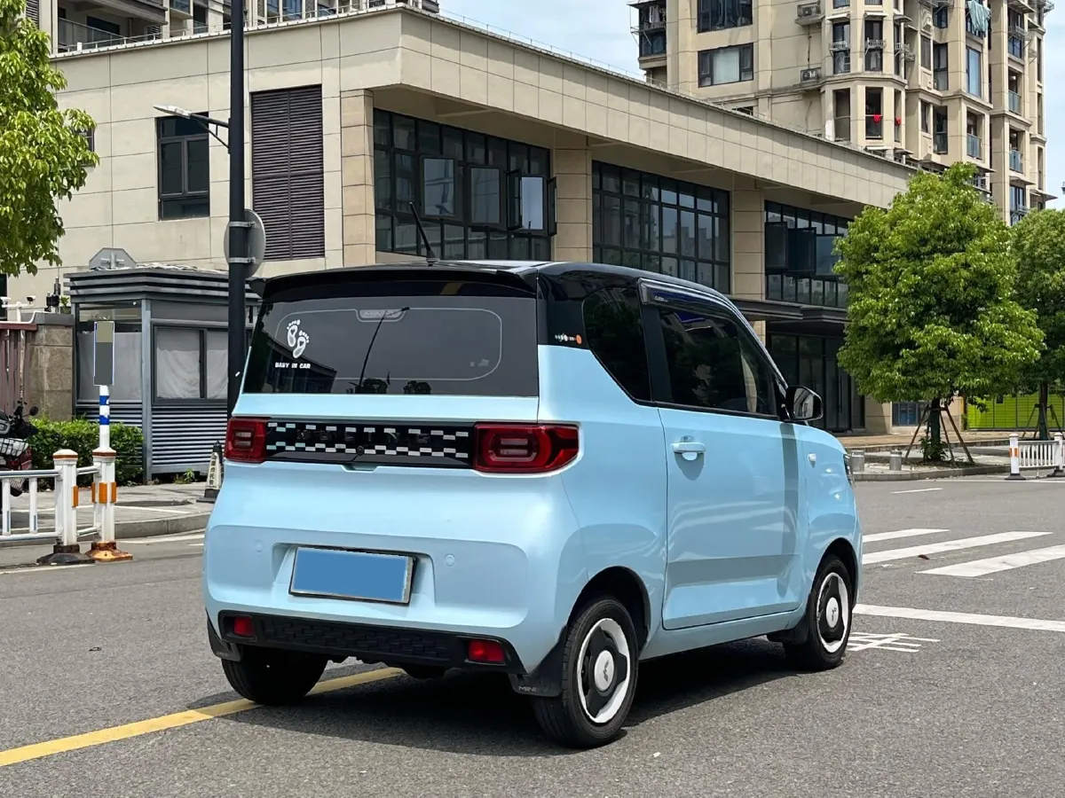 2021 WuLing HongGuang MINI EV BEV 13.9KWH,autocango,china used car exporter,china ev exporter,chinese used car exporter,chinese used ev exporter