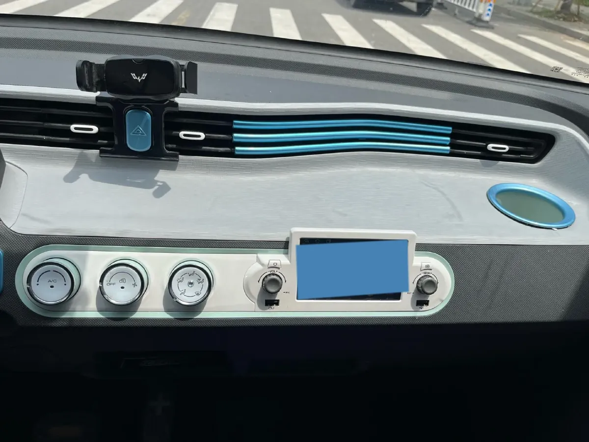 2021 WuLing HongGuang MINI EV BEV 13.9KWH,autocango,china used car exporter,china ev exporter,chinese used car exporter,chinese used ev exporter