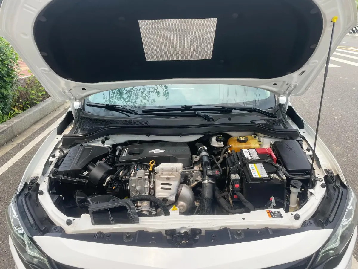 2020 Chevrolet Monza 1.0T 125HP L3 6DCT,autocango,china used car exporter,china ev exporter,chinese used car exporter,chinese used ev exporter