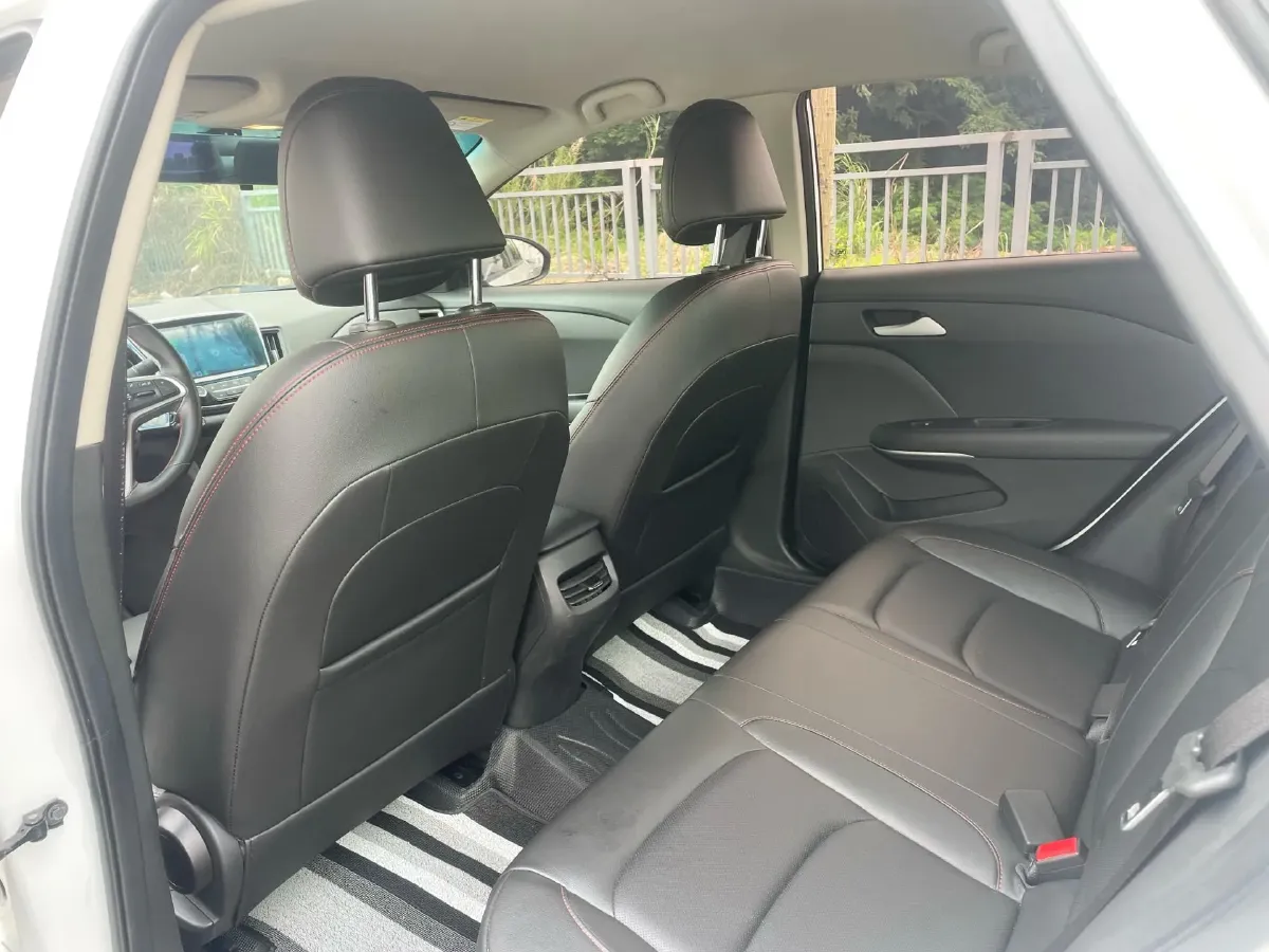 2020 Chevrolet Monza 1.0T 125HP L3 6DCT,autocango,china used car exporter,china ev exporter,chinese used car exporter,chinese used ev exporter