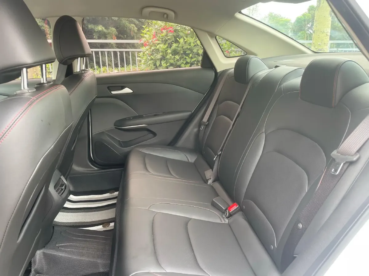 2020 Chevrolet Monza 1.0T 125HP L3 6DCT,autocango,china used car exporter,china ev exporter,chinese used car exporter,chinese used ev exporter