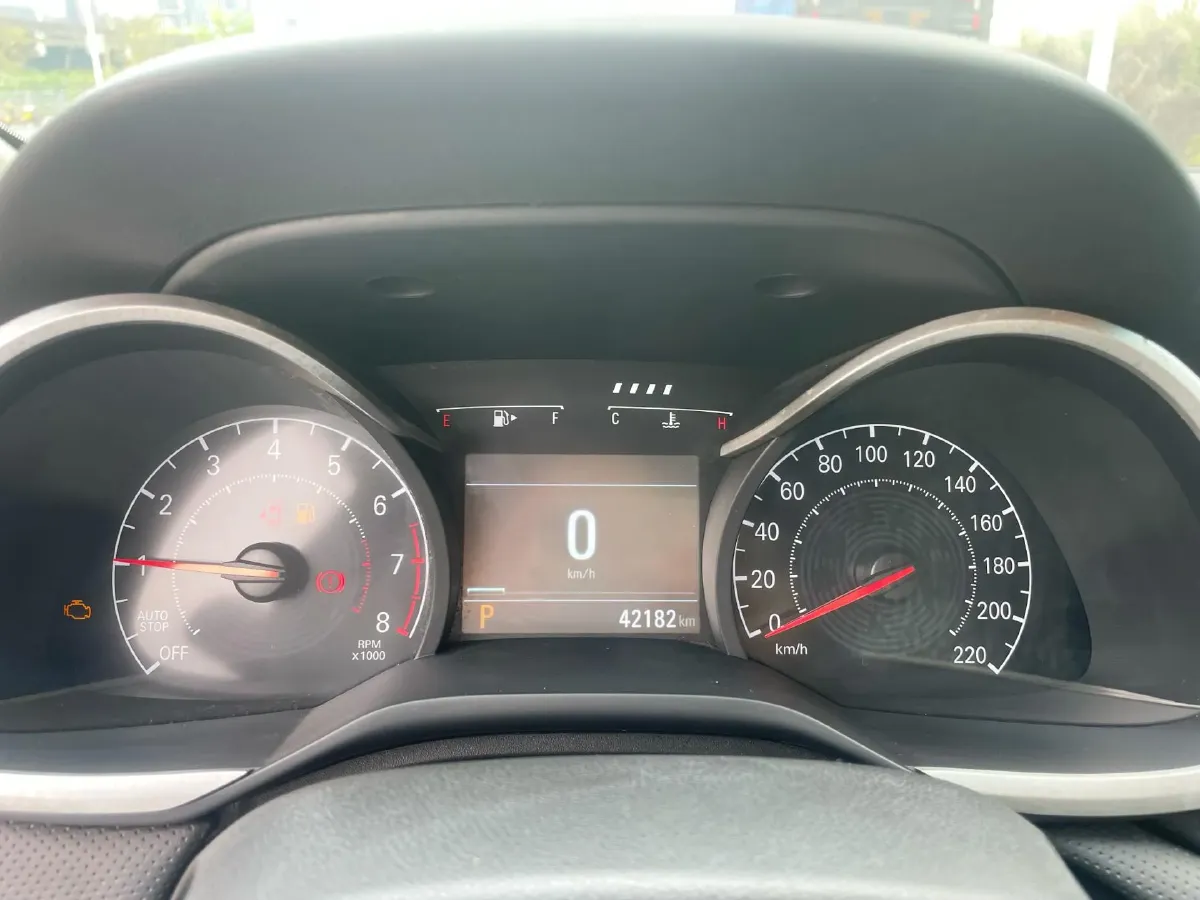 2020 Chevrolet Monza 1.0T 125HP L3 6DCT,autocango,china used car exporter,china ev exporter,chinese used car exporter,chinese used ev exporter