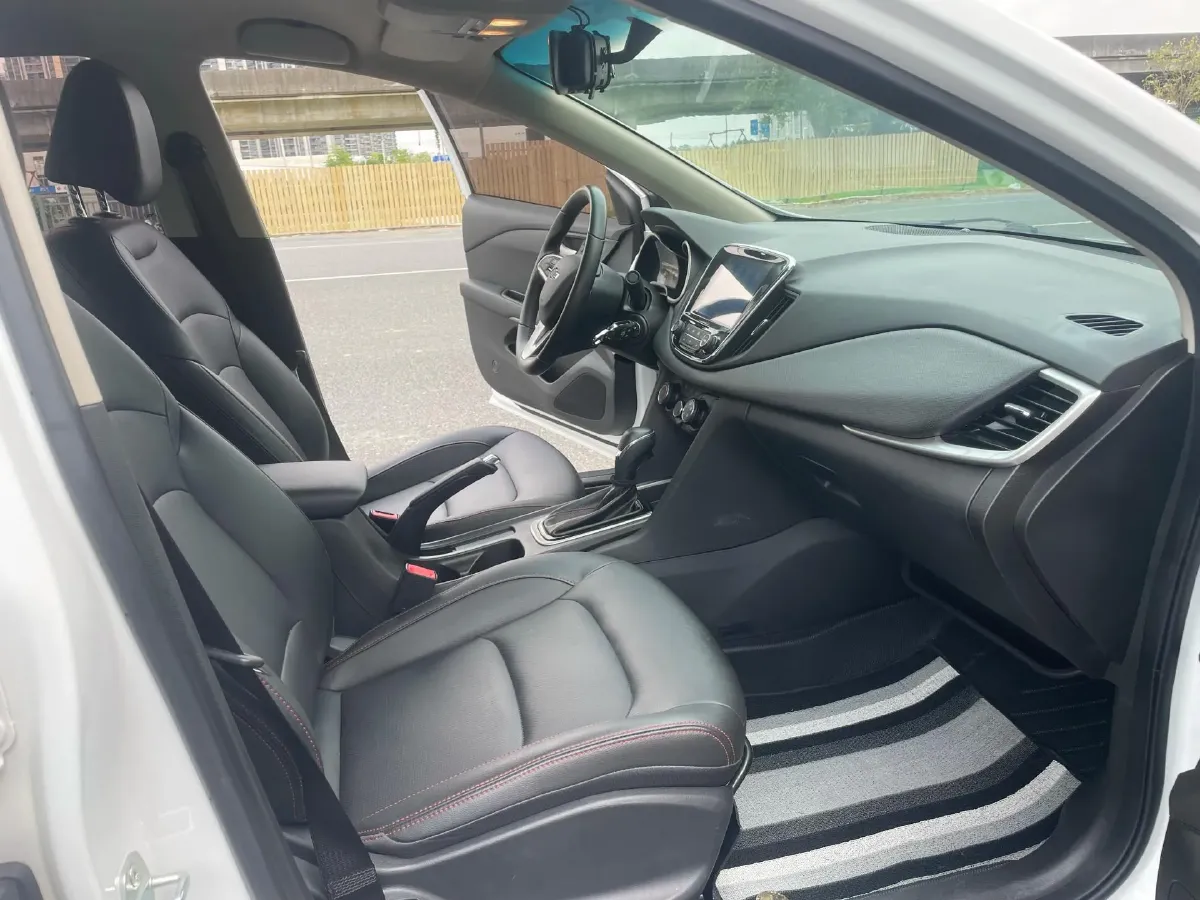 2020 Chevrolet Monza 1.0T 125HP L3 6DCT,autocango,china used car exporter,china ev exporter,chinese used car exporter,chinese used ev exporter