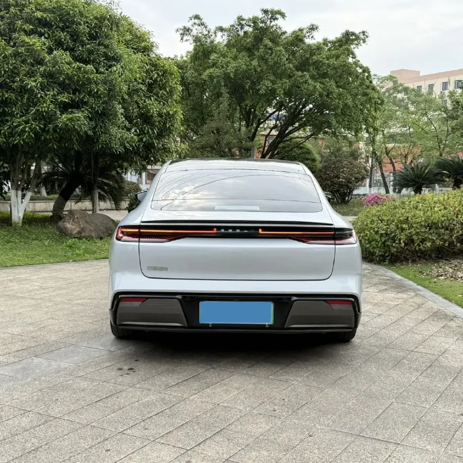 2025 Geely Galaxy E8 BEV 76KWH,autocango,china used car exporter,china ev exporter,chinese used car exporter,chinese used ev exporter