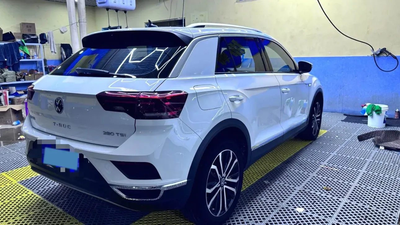 2021 Volkswagen T-Roc 1.4T 150HP L4 7DCT,autocango,china used car exporter,china ev exporter,chinese used car exporter,chinese used ev exporter