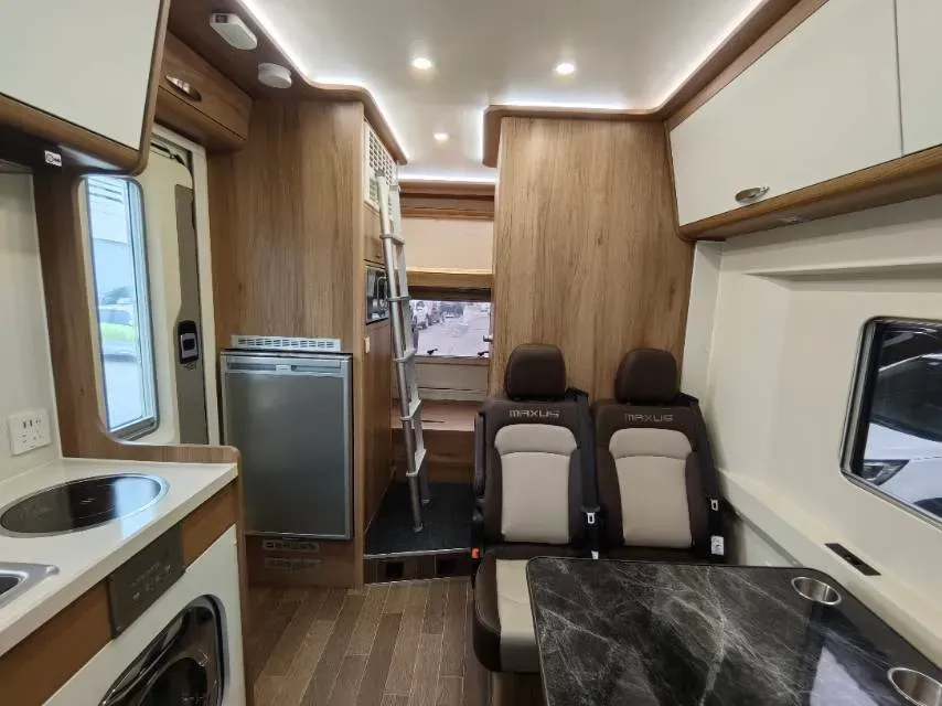 2021 MAXUS V90 RV 2.0T 148HP L4 6AT,autocango,china used car exporter,china ev exporter,chinese used car exporter,chinese used ev exporter