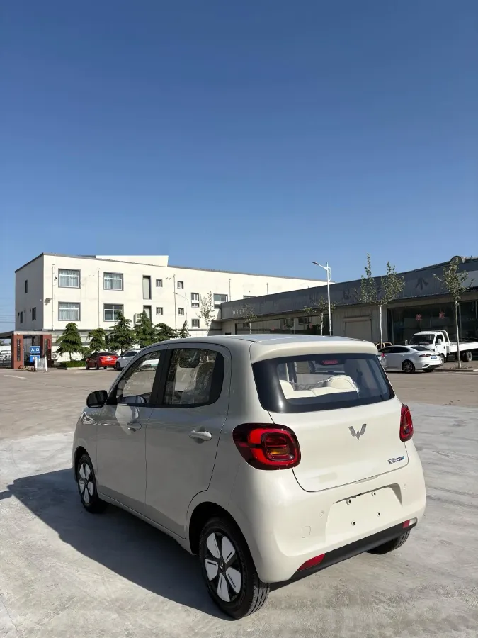 2026 WuLing XingGuangL 1.5L 106HP L4 E-CVT PHEV,autocango,china used car exporter,china ev exporter,chinese used car exporter,chinese used ev exporter