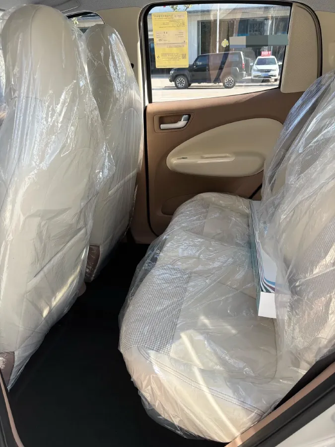 2026 WuLing XingGuangL 1.5L 106HP L4 E-CVT PHEV,autocango,china used car exporter,china ev exporter,chinese used car exporter,chinese used ev exporter