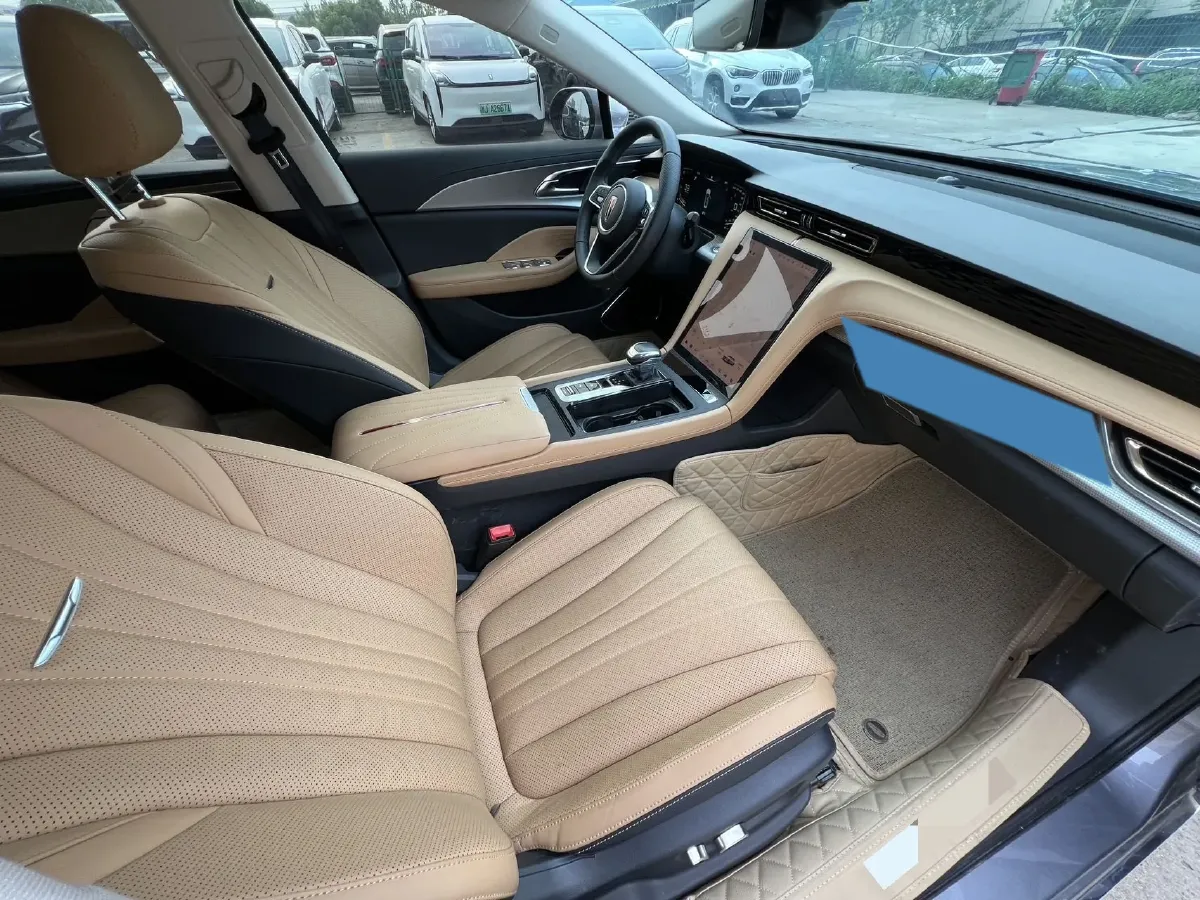 2023 HongQi H5 2.0T 224HP L4 8AT,autocango,china used car exporter,china ev exporter,chinese used car exporter,chinese used ev exporter