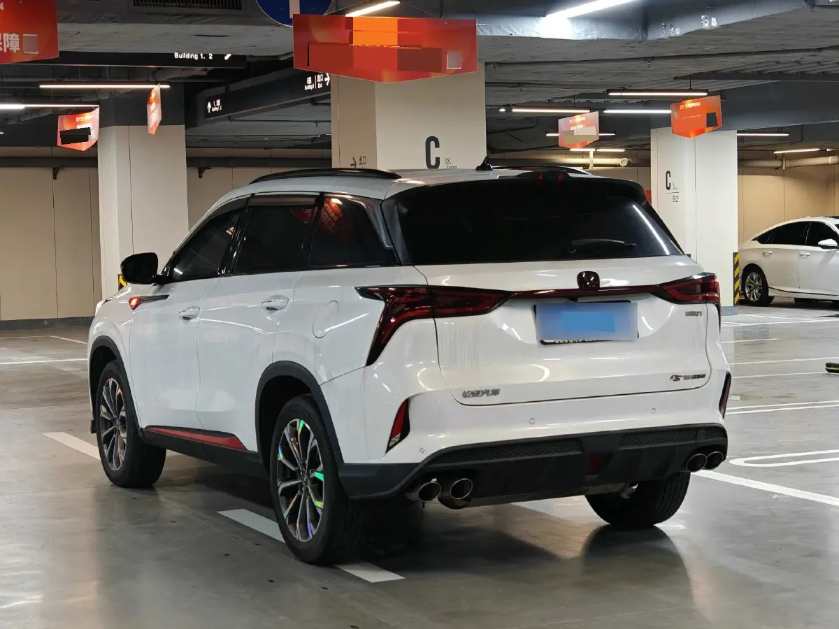 2021 ChangAn CS75 Plus 2.0T 233HP L4 8AT,autocango,china used car exporter,china ev exporter,chinese used car exporter,chinese used ev exporter