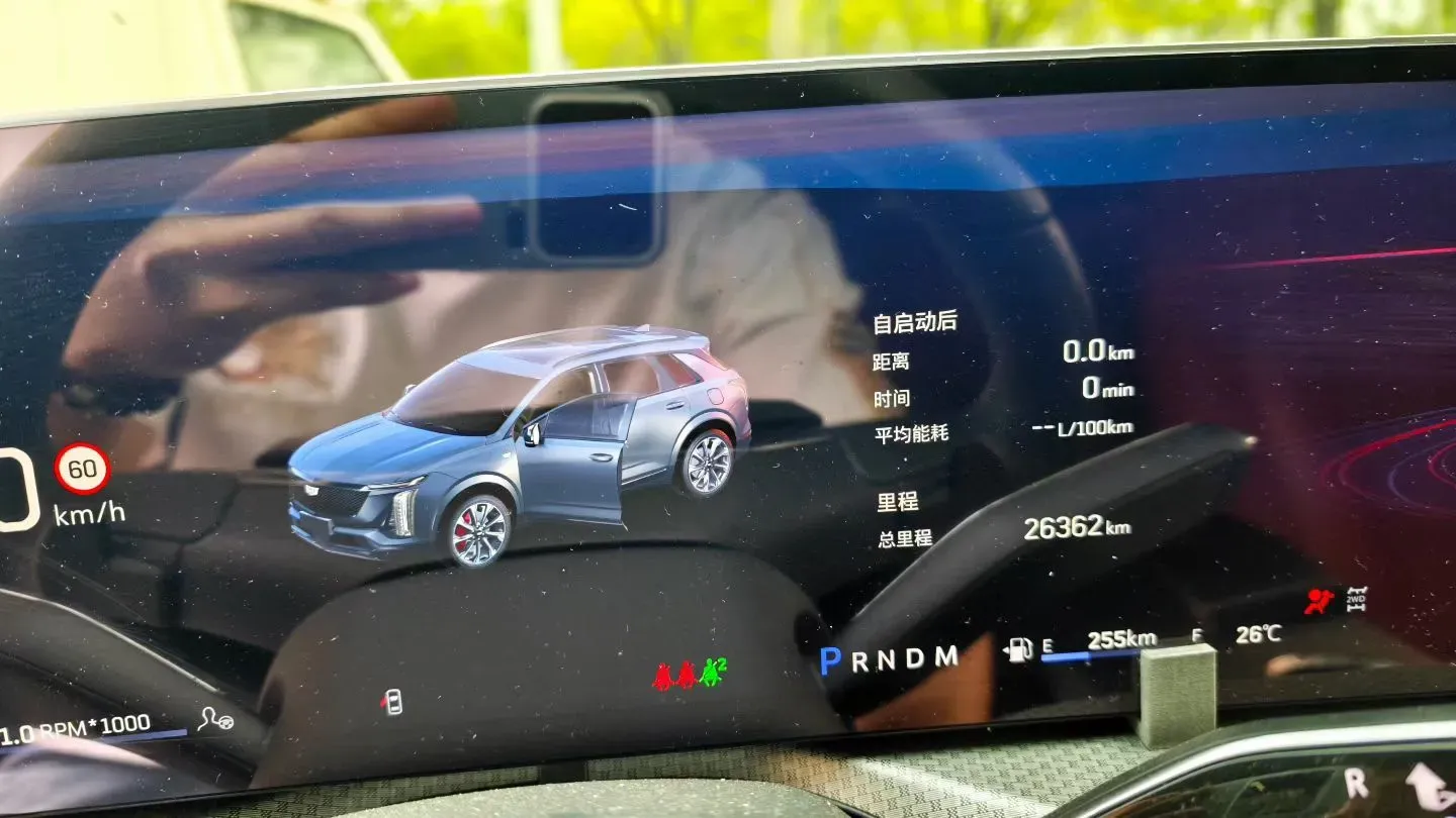 2025 Cadillac XT5 2.0T 237HP L4 9AT,autocango,china used car exporter,china ev exporter,chinese used car exporter,chinese used ev exporter