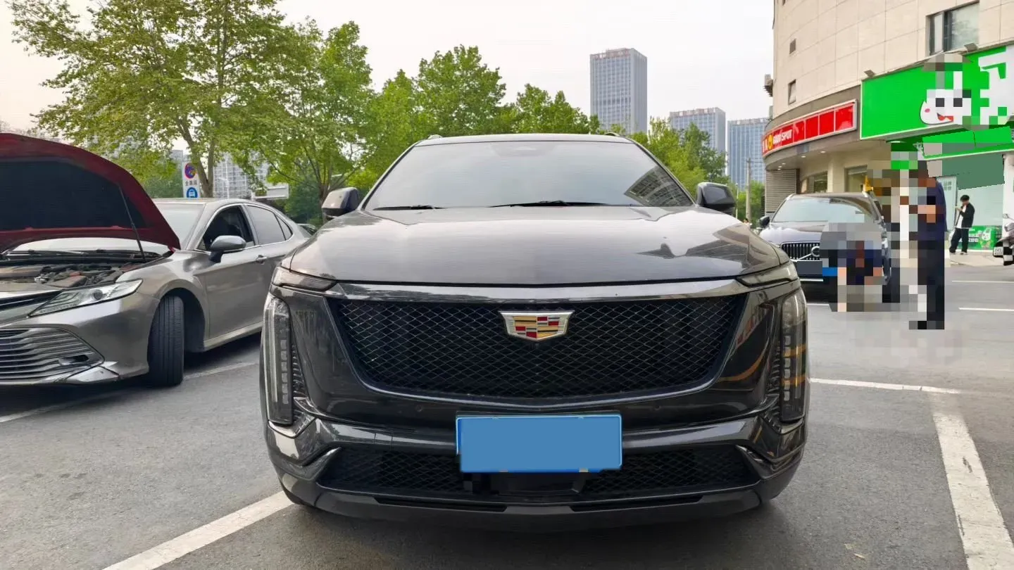 2025 Cadillac XT5 2.0T 237HP L4 9AT,autocango,china used car exporter,china ev exporter,chinese used car exporter,chinese used ev exporter