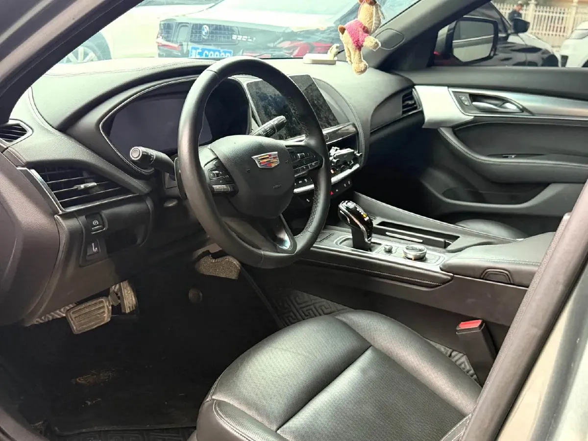 2023 Cadillac CT5 2.0T 237HP L4 10AT,autocango,china used car exporter,china ev exporter,chinese used car exporter,chinese used ev exporter