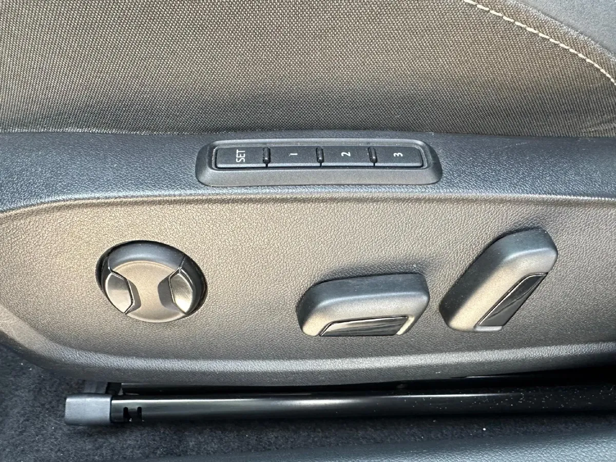 2021 Volkswagen Golf 1.4T 150HP L4 7DCT,autocango,china used car exporter,china ev exporter,chinese used car exporter,chinese used ev exporter