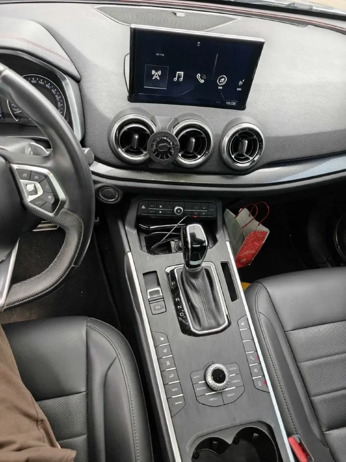 2017 WEY VV5 2.0T 197HP L4 7DCT,autocango,china used car exporter,china ev exporter,chinese used car exporter,chinese used ev exporter