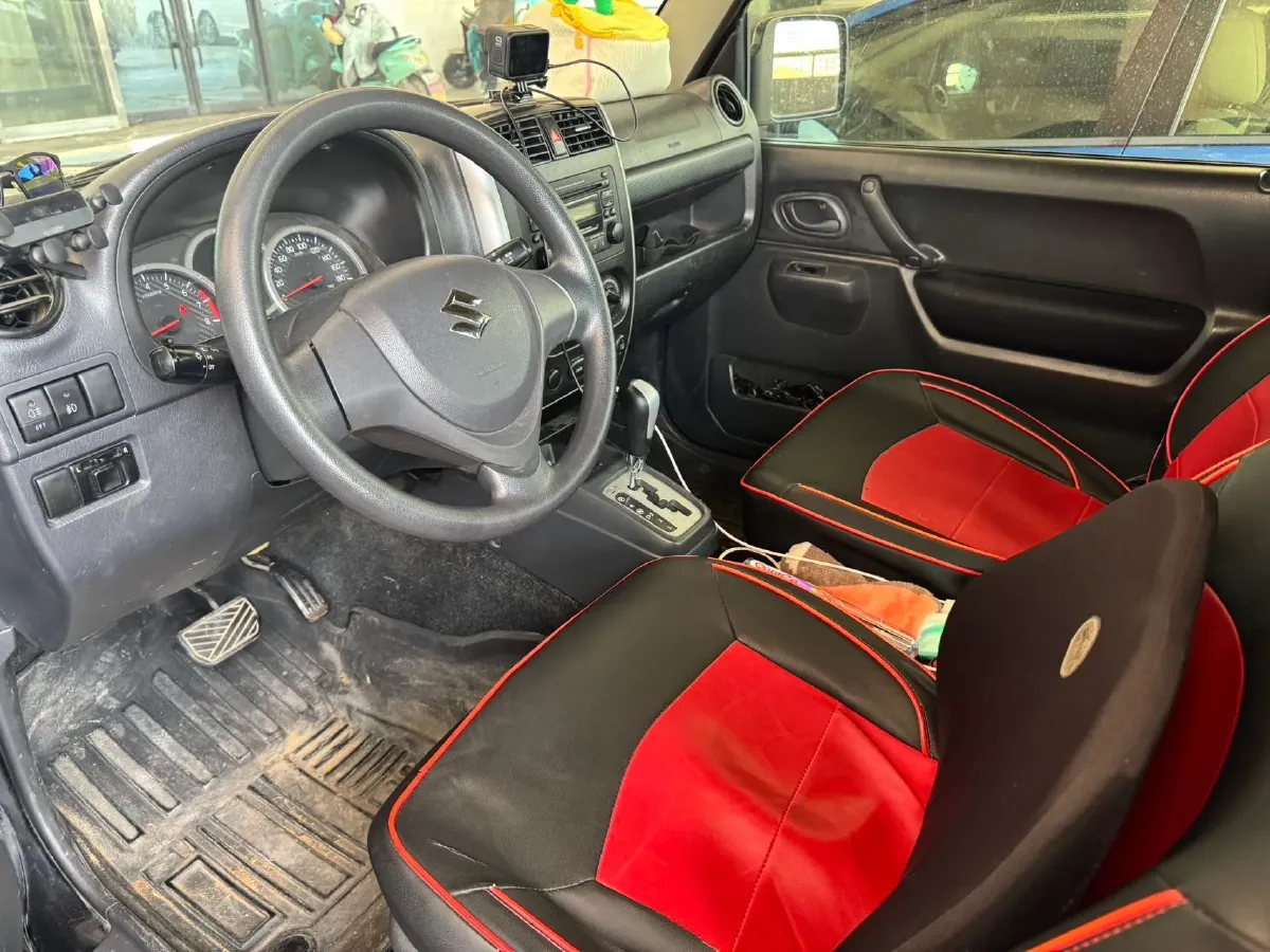 2015 Suzuki Jimny 1.3L 85HP L4 4AT,autocango,china used car exporter,china ev exporter,chinese used car exporter,chinese used ev exporter