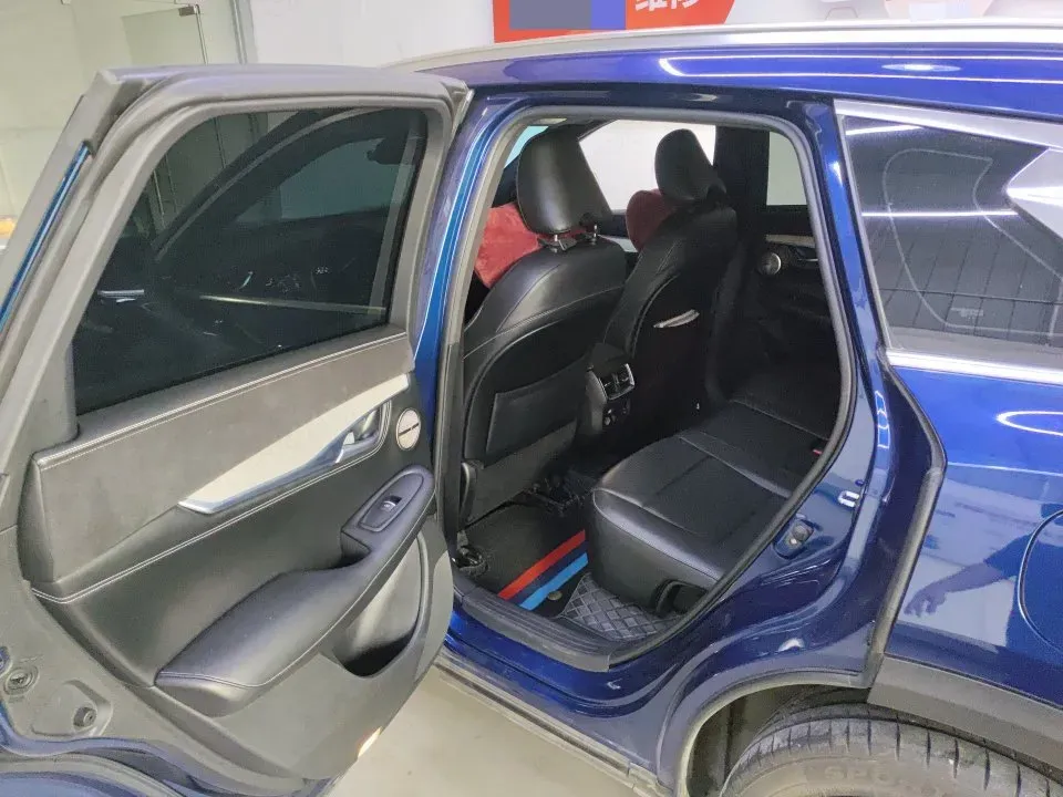 2022 Infiniti QX50 2.0T 261HP L4 CVT,autocango,china used car exporter,china ev exporter,chinese used car exporter,chinese used ev exporter