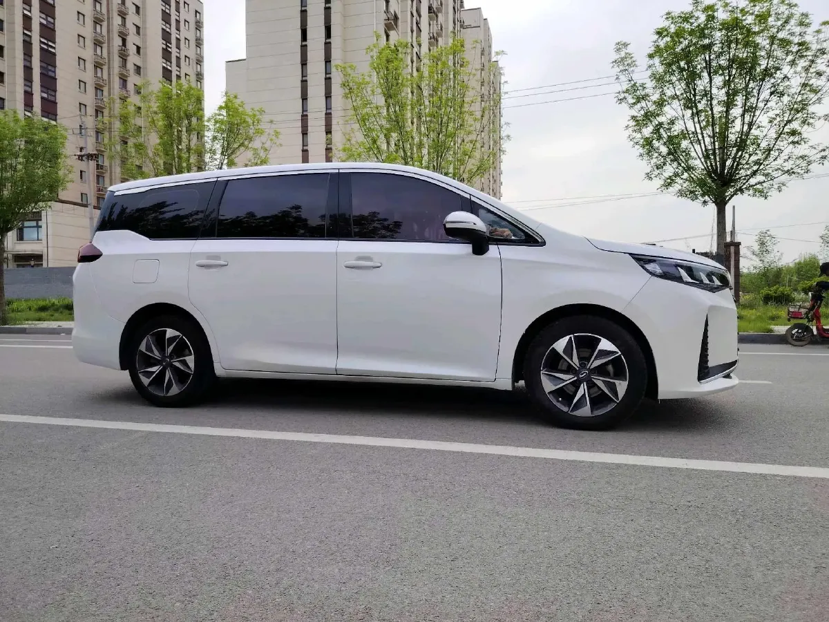 2021 GAC Trumpchi M6 1.5T 169HP L4 7DCT,autocango,china used car exporter,china ev exporter,chinese used car exporter,chinese used ev exporter