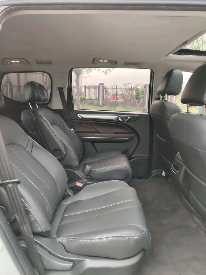 2021 GAC Trumpchi M6 1.5T 169HP L4 7DCT,autocango,china used car exporter,china ev exporter,chinese used car exporter,chinese used ev exporter