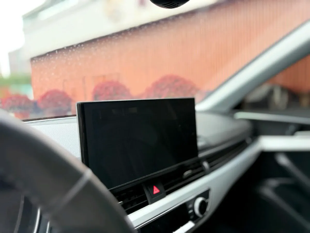 2020 Audi A4L 2.0T 190HP L4 7DCT,autocango,china used car exporter,china ev exporter,chinese used car exporter,chinese used ev exporter