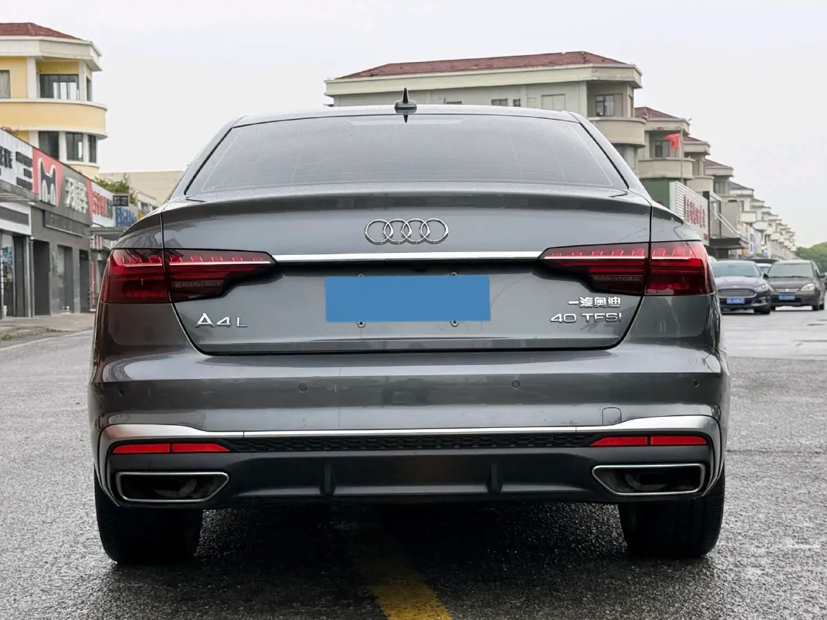 2020 Audi A4L 2.0T 190HP L4 7DCT,autocango,china used car exporter,china ev exporter,chinese used car exporter,chinese used ev exporter