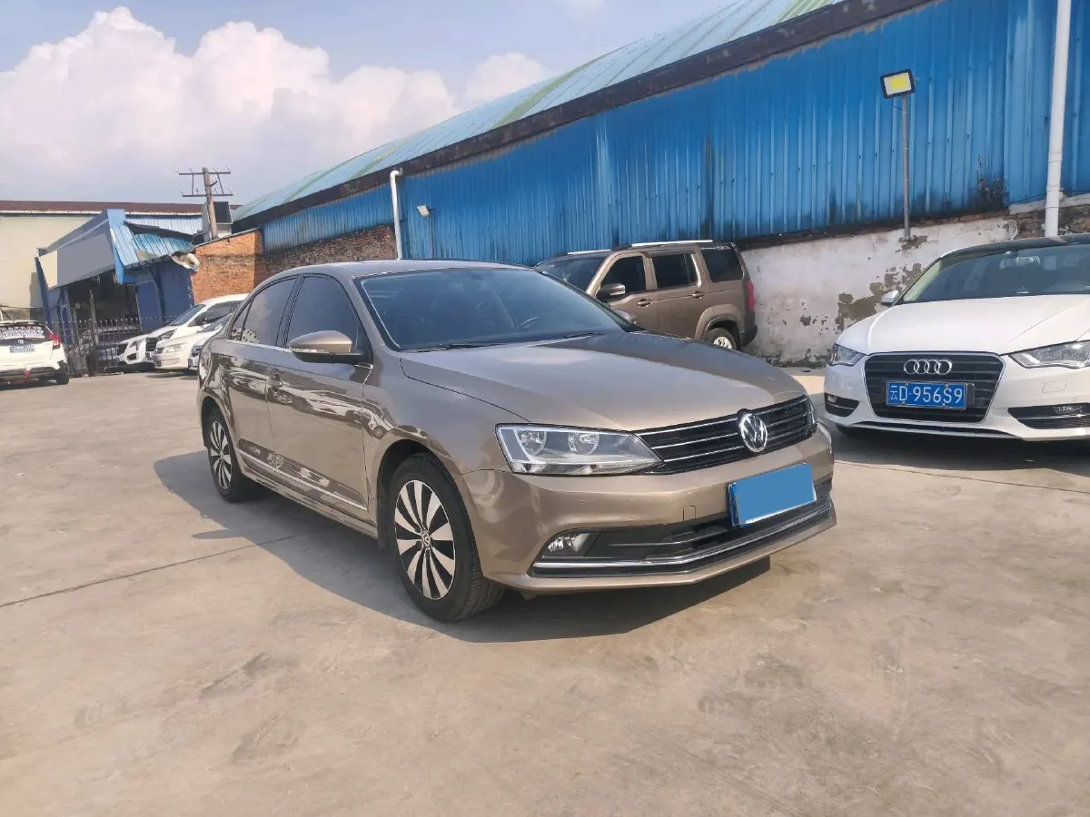 2018 KingLong KaiTe 2.3T 110HP L4 5MT,autocango,china used car exporter,china ev exporter,chinese used car exporter,chinese used ev exporter