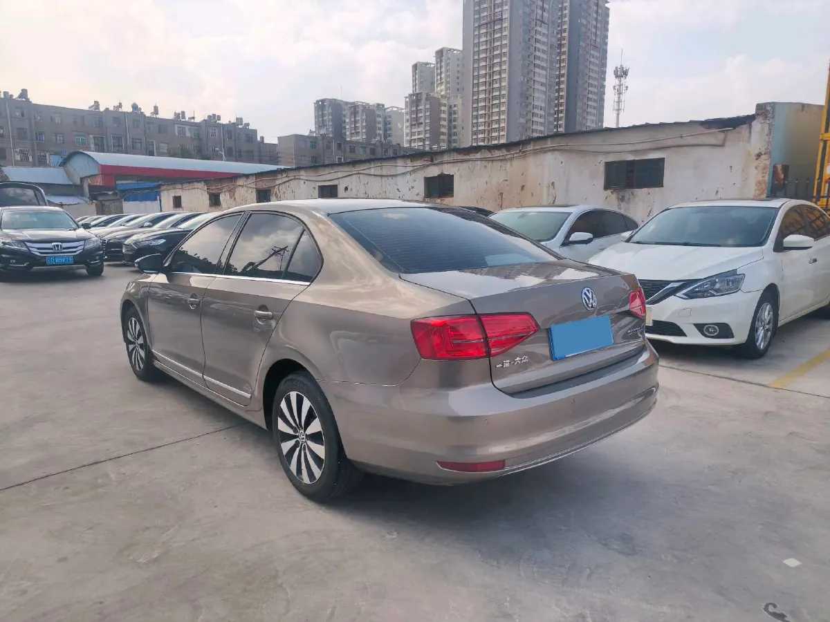 2018 KingLong KaiTe 2.3T 110HP L4 5MT,autocango,china used car exporter,china ev exporter,chinese used car exporter,chinese used ev exporter