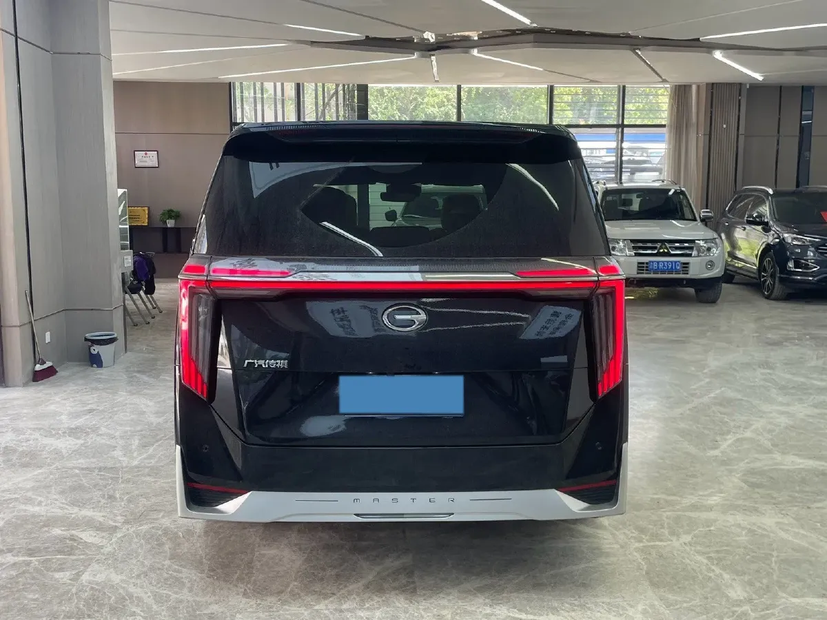 2023 GAC Trumpchi M8 2.0T 252HP L4 8AT,autocango,china used car exporter,china ev exporter,chinese used car exporter,chinese used ev exporter