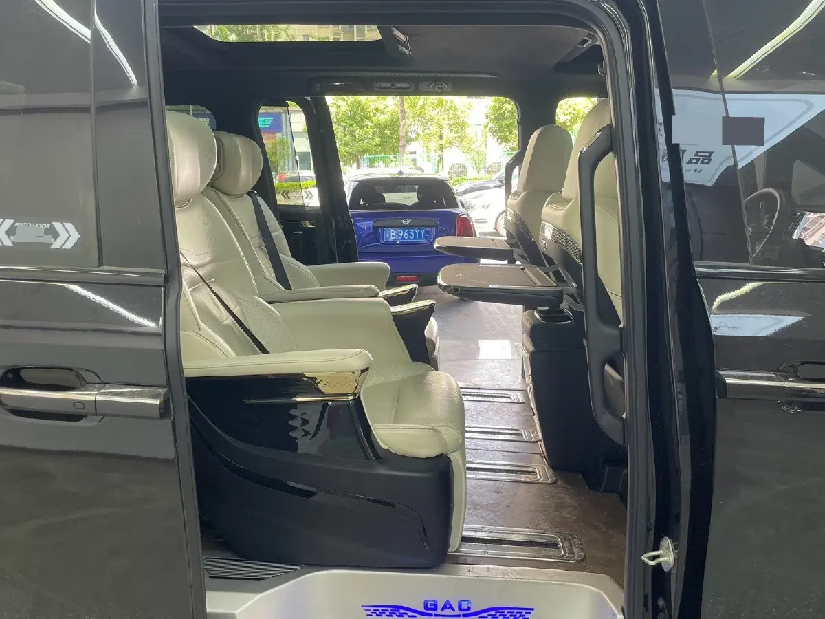 2023 GAC Trumpchi M8 2.0T 252HP L4 8AT,autocango,china used car exporter,china ev exporter,chinese used car exporter,chinese used ev exporter