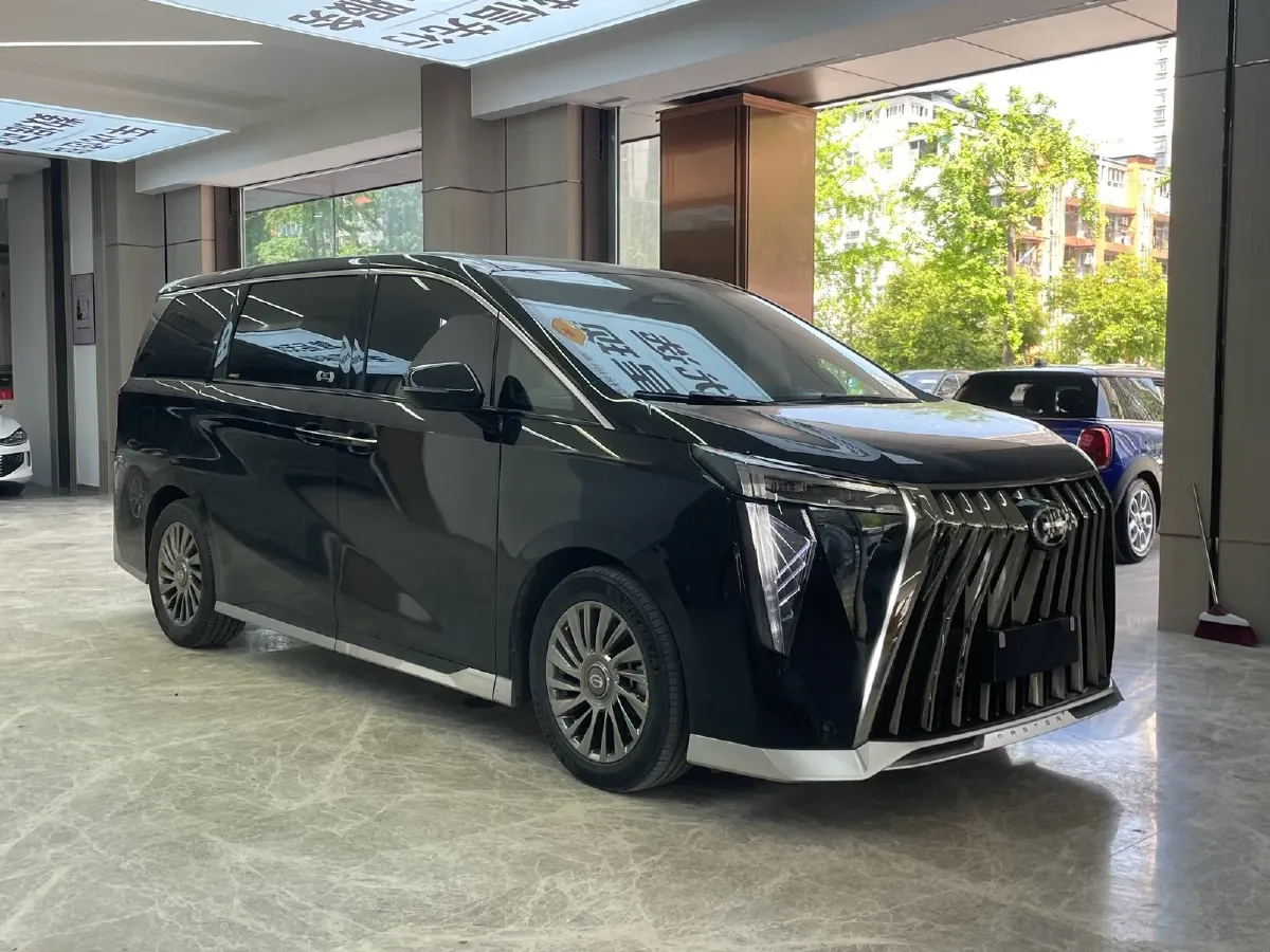 2023 GAC Trumpchi M8 2.0T 252HP L4 8AT,autocango,china used car exporter,china ev exporter,chinese used car exporter,chinese used ev exporter