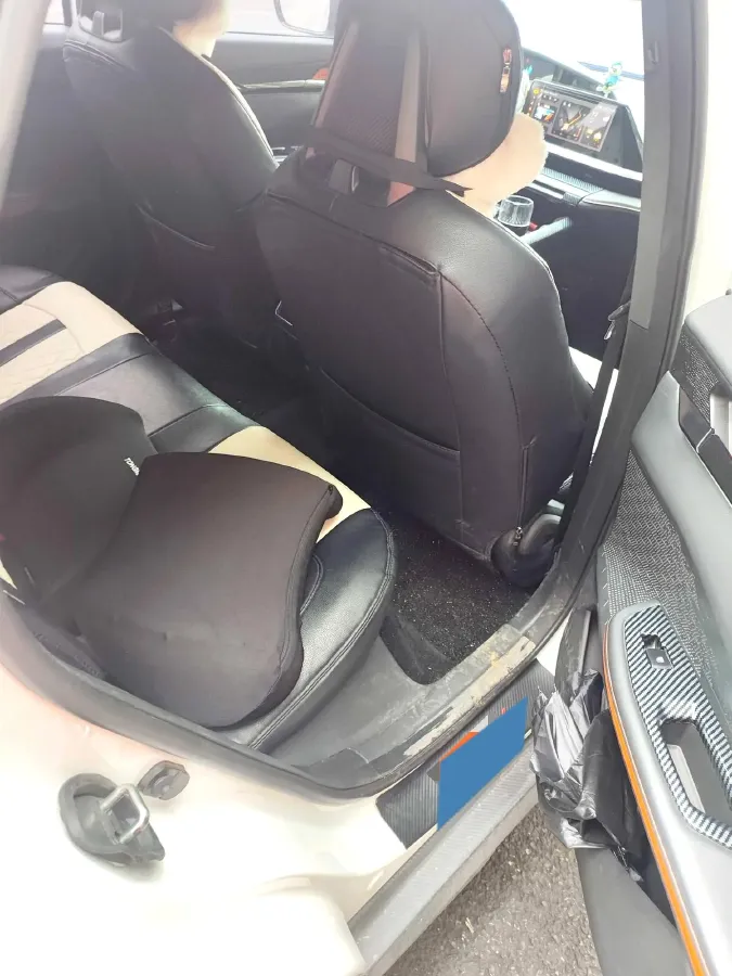 2022 ChangAn Raeton CC 1.5T 188HP L4 7DCT,autocango,china used car exporter,china ev exporter,chinese used car exporter,chinese used ev exporter