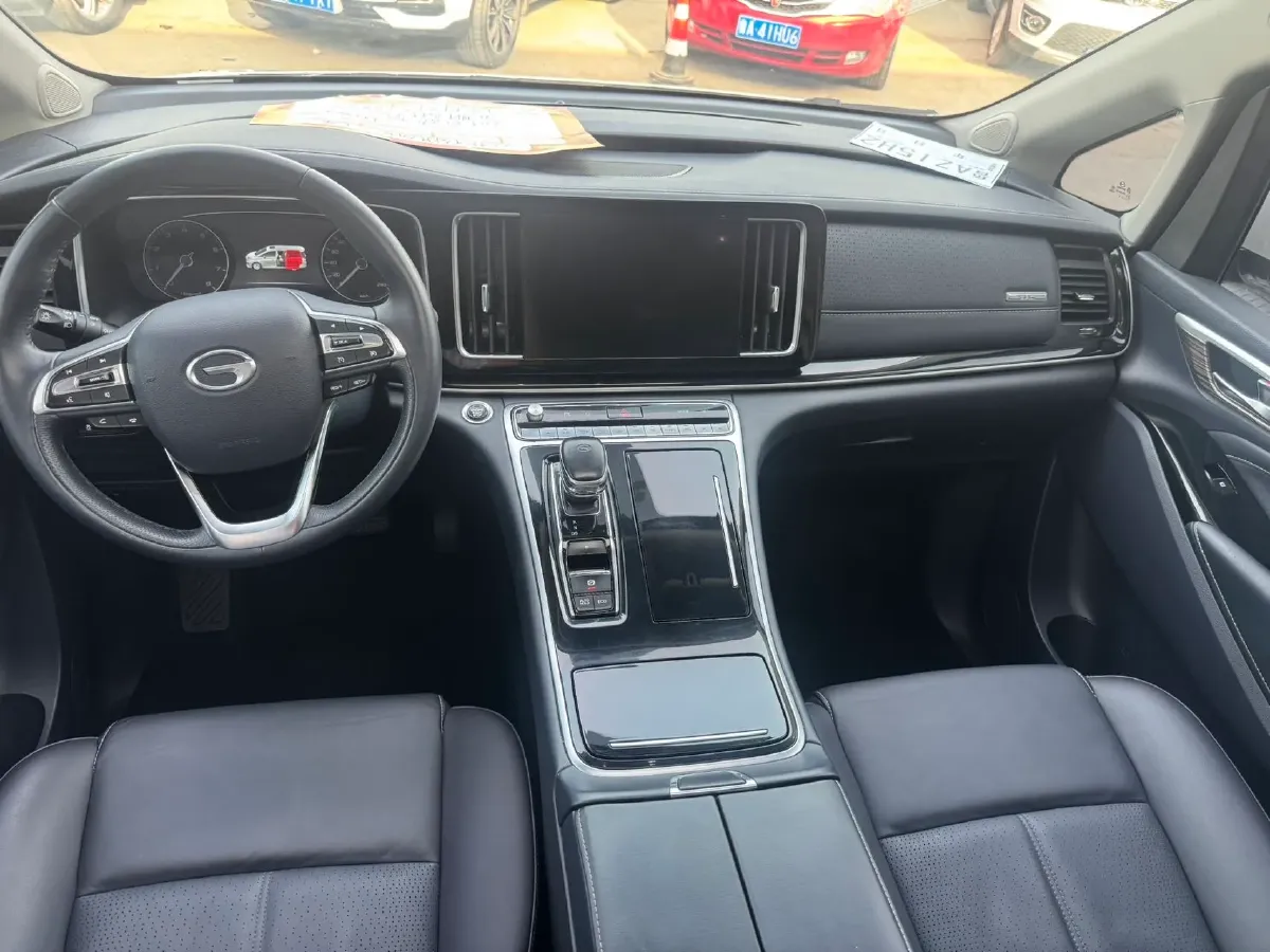 2021 GAC Trumpchi M8 2.0T 252HP L4 8AT,autocango,china used car exporter,china ev exporter,chinese used car exporter,chinese used ev exporter