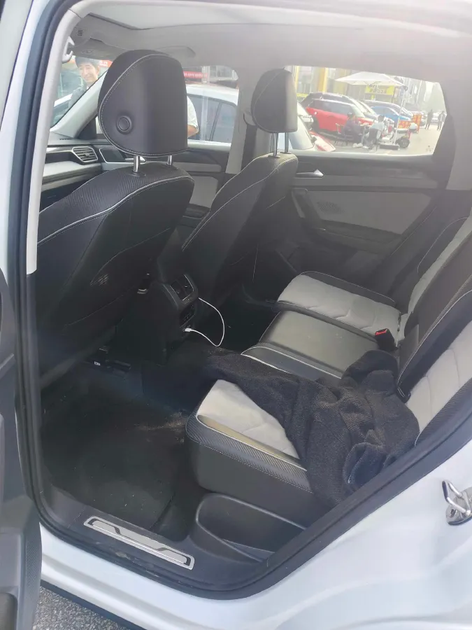 2023 Volkswagen Tayron X 2.0T 186HP L4 7DCT,autocango,china used car exporter,china ev exporter,chinese used car exporter,chinese used ev exporter