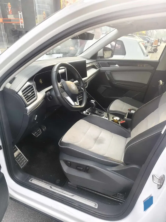 2023 Volkswagen Tayron X 2.0T 186HP L4 7DCT,autocango,china used car exporter,china ev exporter,chinese used car exporter,chinese used ev exporter