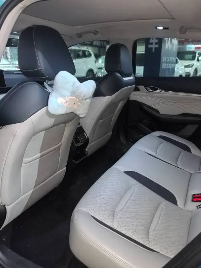 2021 Geely Preface 2.0T 190HP L4 7DCT,autocango,china used car exporter,china ev exporter,chinese used car exporter,chinese used ev exporter