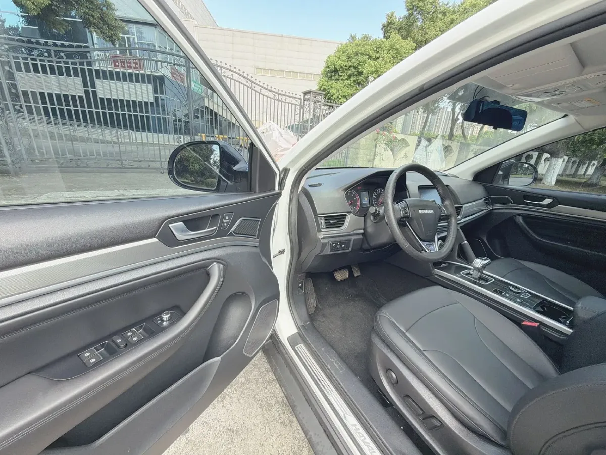 2018 Haval H6 1.5T 150HP L4 7DCT,autocango,china used car exporter,china ev exporter,chinese used car exporter,chinese used ev exporter