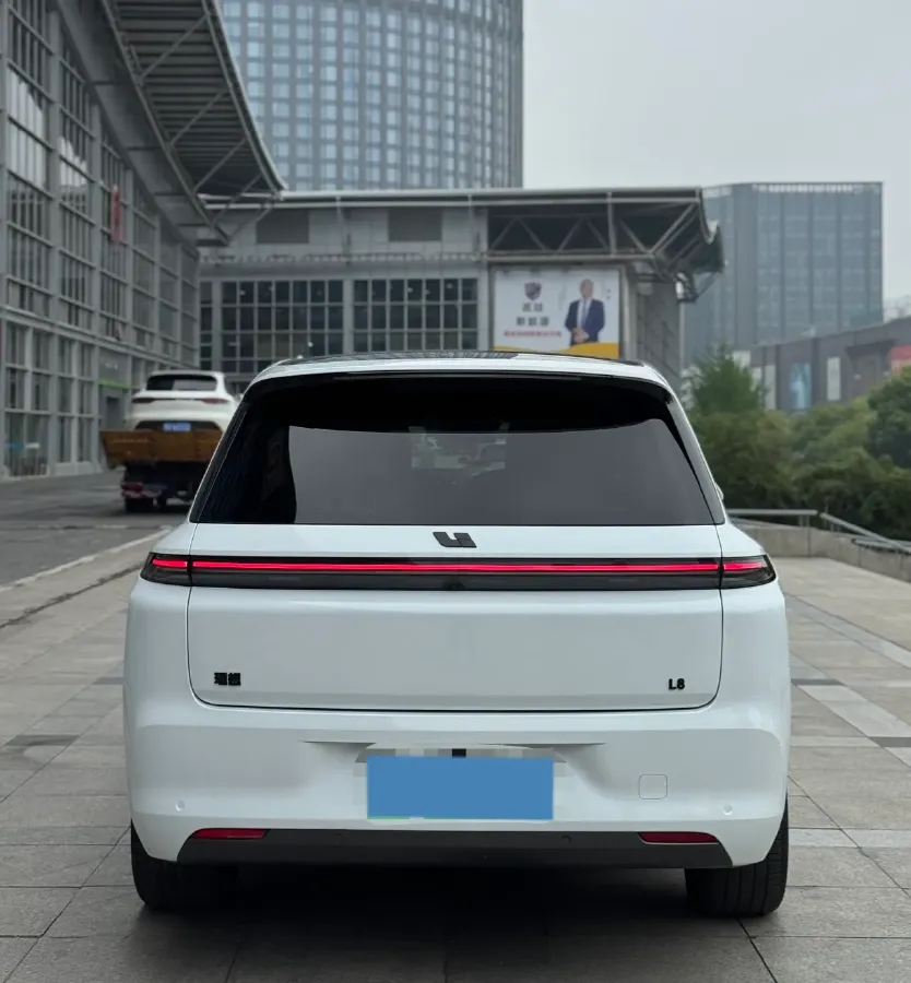 2023 Li L8 Range Extended 154HP REEV 40.9KWH,autocango,china used car exporter,china ev exporter,chinese used car exporter,chinese used ev exporter