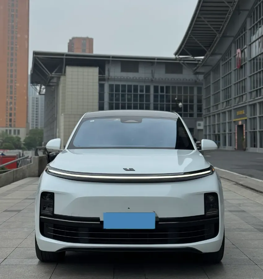 2023 Li L8 Range Extended 154HP REEV 40.9KWH,autocango,china used car exporter,china ev exporter,chinese used car exporter,chinese used ev exporter