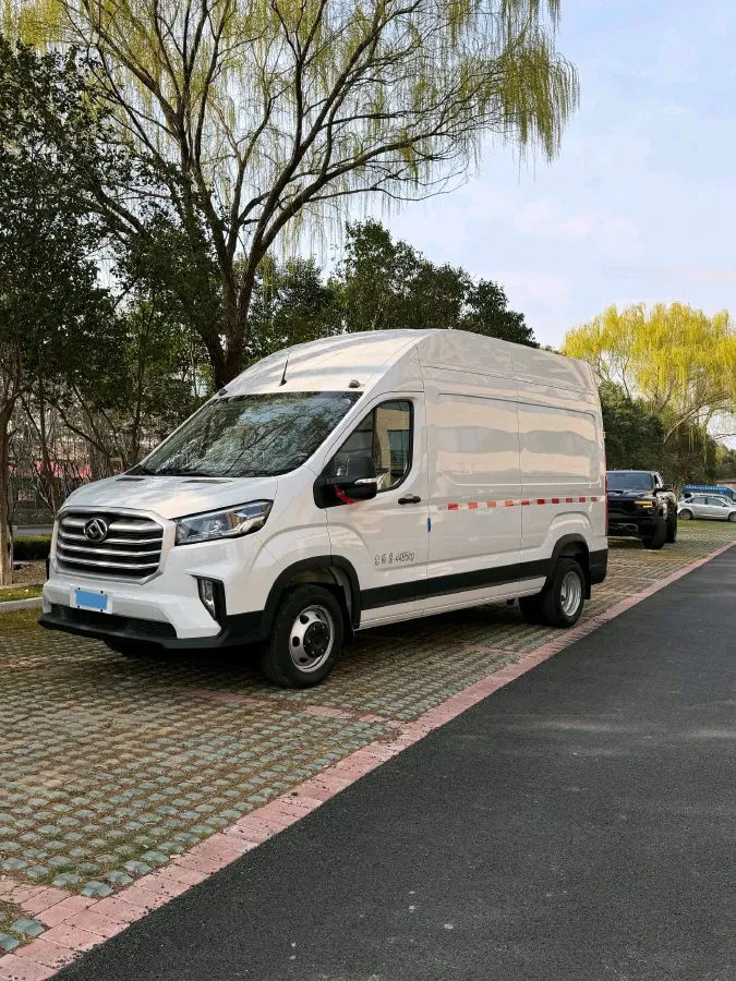 2024 MAXUS XinTu V90 2.0T 150HP L4 6MT,autocango,china used car exporter,china ev exporter,chinese used car exporter,chinese used ev exporter