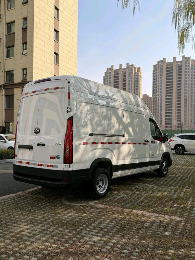 2024 MAXUS XinTu V90 2.0T 150HP L4 6MT,autocango,china used car exporter,china ev exporter,chinese used car exporter,chinese used ev exporter