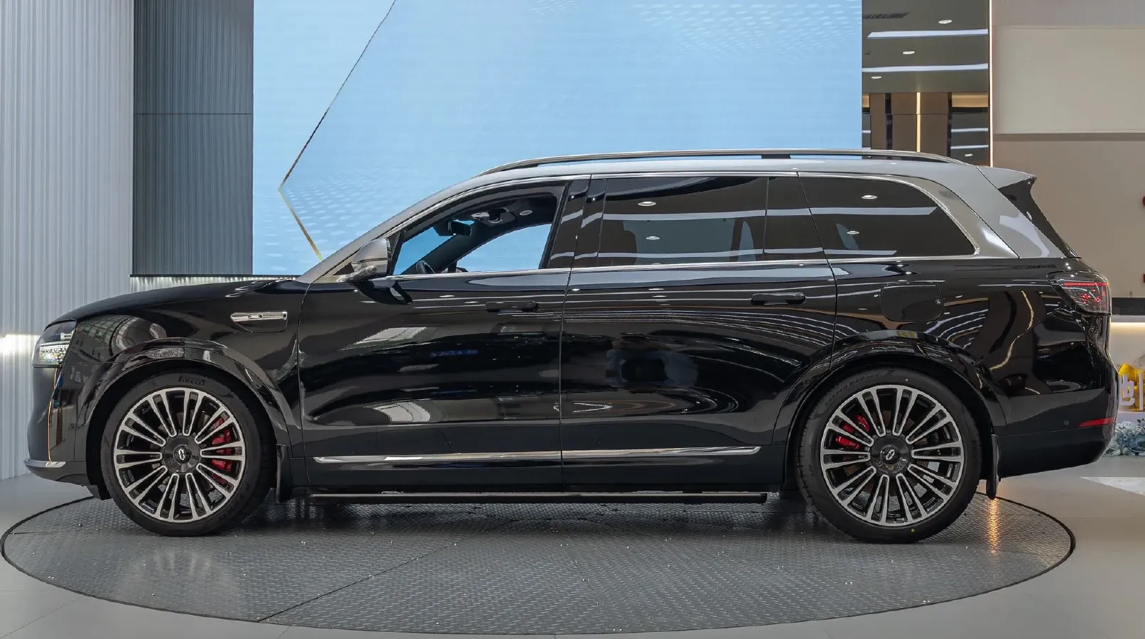 2024 AITO AITO M9 1.5T 152HP L4 REEV 42KWH,autocango,china used car exporter,china ev exporter,chinese used car exporter,chinese used ev exporter