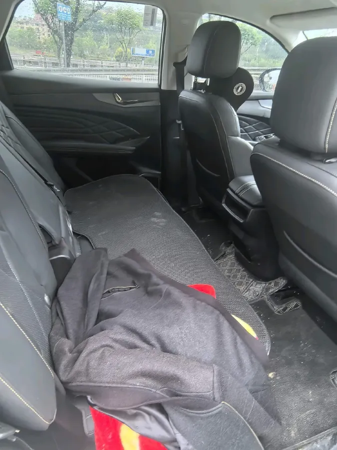 2023 Chery Exploration 06 1.6T 197HP L4 7DCT,autocango,china used car exporter,china ev exporter,chinese used car exporter,chinese used ev exporter