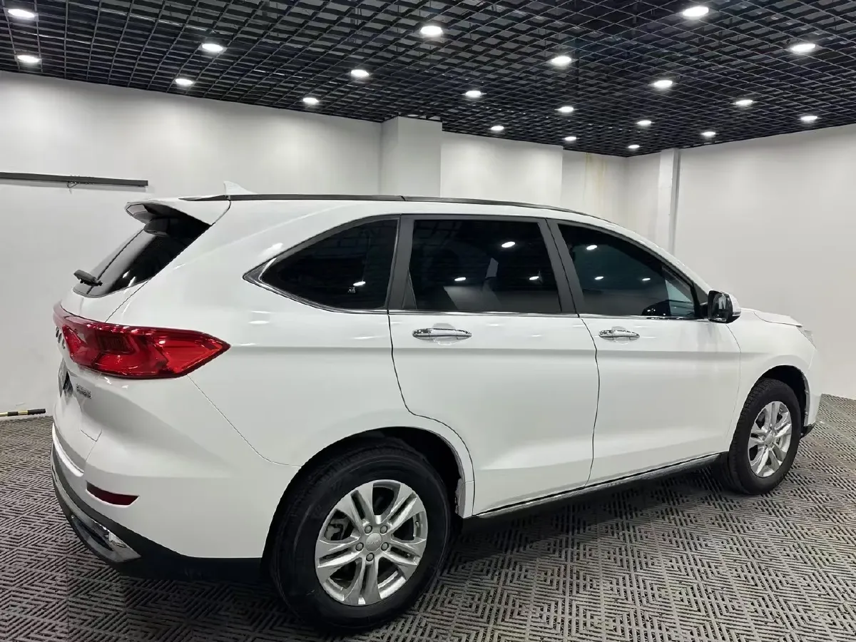 2021 Haval M6 1.5T 150HP L4 6MT,autocango,china used car exporter,china ev exporter,chinese used car exporter,chinese used ev exporter