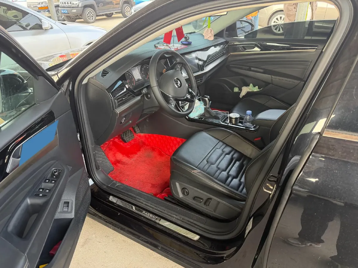 2021 Volkswagen Passat 2.0T 186HP L4 7DCT,autocango,china used car exporter,china ev exporter,chinese used car exporter,chinese used ev exporter