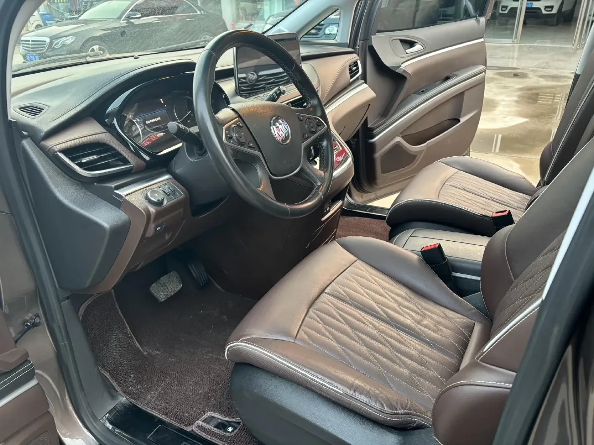 2021 Buick GL8 2.0T 237HP L4 9AT,autocango,china used car exporter,china ev exporter,chinese used car exporter,chinese used ev exporter