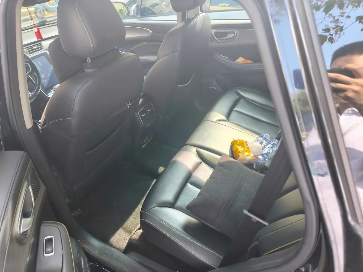 2020 Roewe RX5 1.5T 169HP L4 AMT PHEV 11.1KWH,autocango,china used car exporter,china ev exporter,chinese used car exporter,chinese used ev exporter