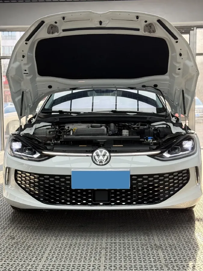 2023 Volkswagen Lamando 1.4T 150HP L4 7DCT,autocango,china used car exporter,china ev exporter,chinese used car exporter,chinese used ev exporter