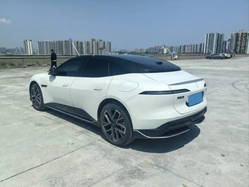 2025 Avatr 06 BEV,autocango,china used car exporter,china ev exporter,chinese used car exporter,chinese used ev exporter