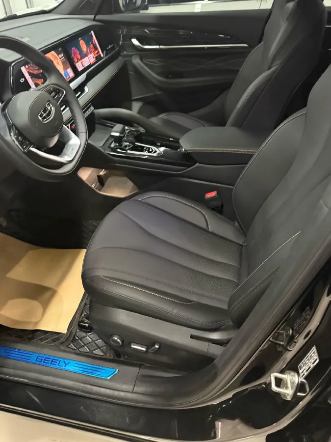 2024 Geely Monjaro 2.0T 218HP L4 7DCT,autocango,china used car exporter,china ev exporter,chinese used car exporter,chinese used ev exporter