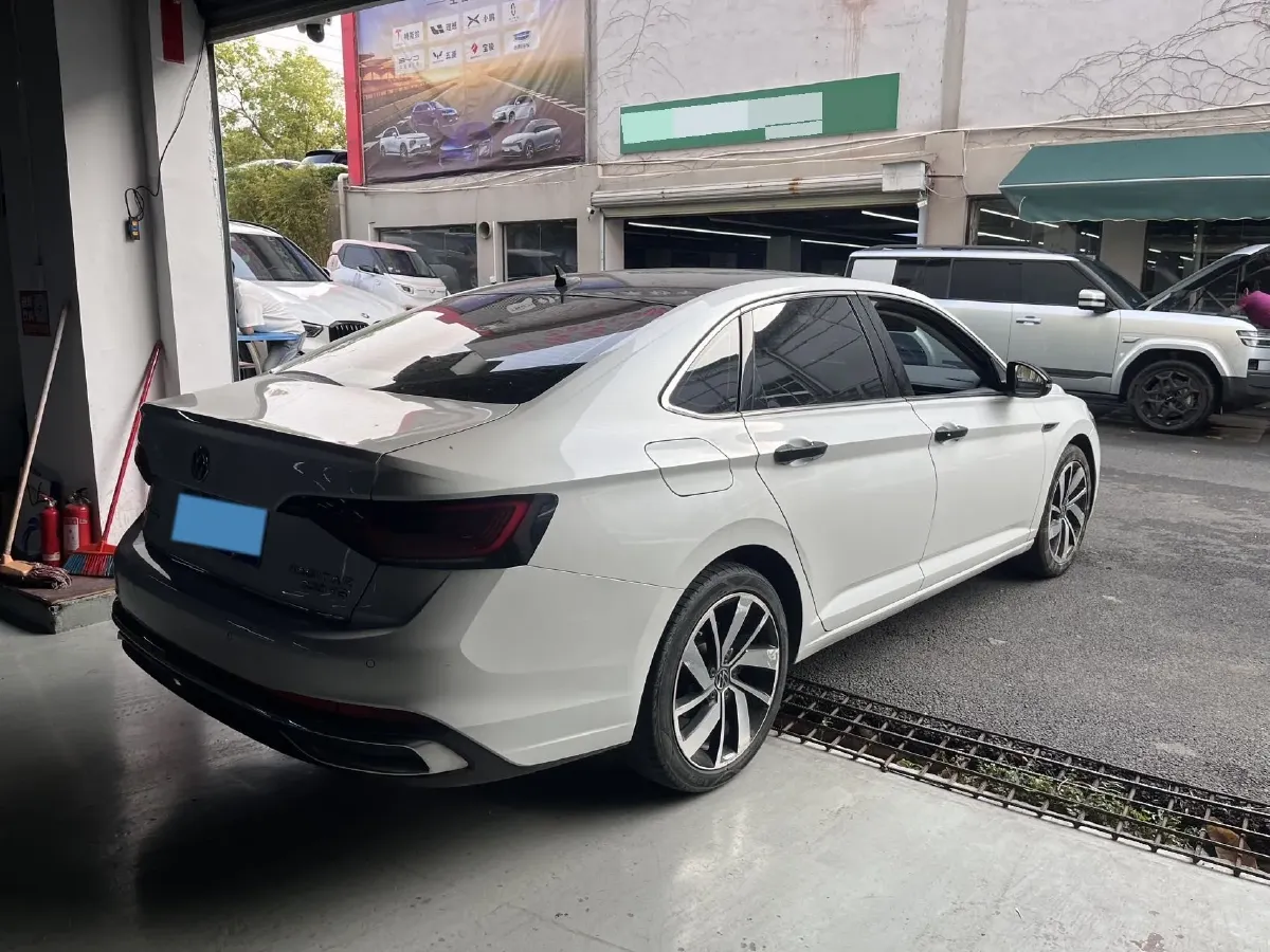 2023 Volkswagen Sagitar 1.5T 160HP L4 7DCT,autocango,china used car exporter,china ev exporter,chinese used car exporter,chinese used ev exporter